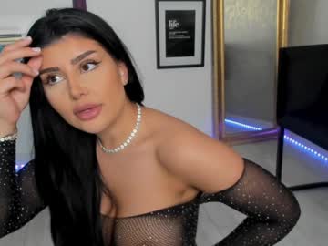Cam for moniqueeass