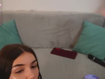 Cam for kellyisclose
