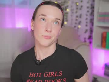 Cam for emily_fox_official
