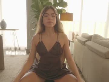 Cam for emma_lu1