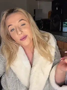 Stripchat Sex Cam for Strongqueen