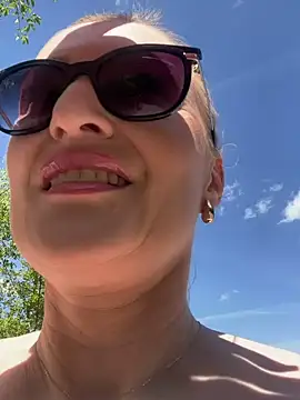 Stripchat Sex Cam for legsLONG