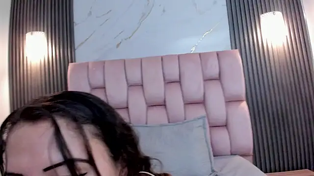 Stripchat Sex Cam for Soofhiaa_R