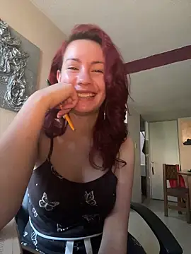 Stripchat Sex Cam for Nina-Chick777