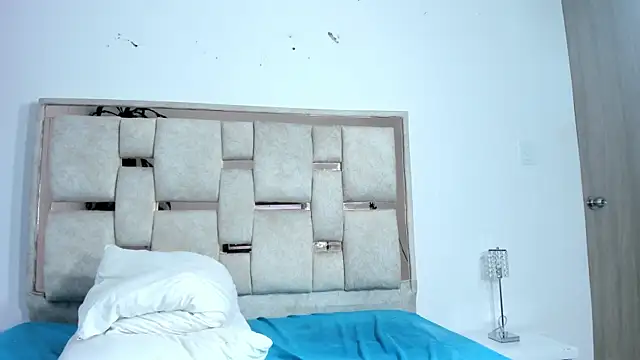 Stripchat Sex Cam for ariana_nix