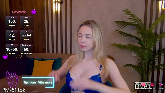 Stripchat Sex Cam for Holl1Would