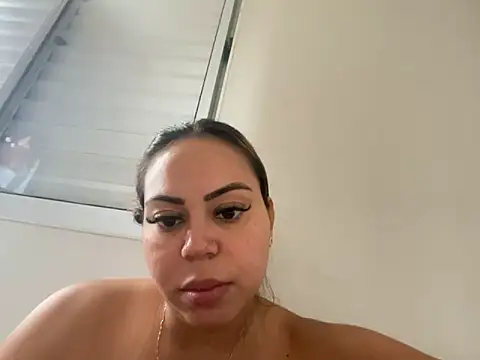 Stripchat Sex Cam for lariic