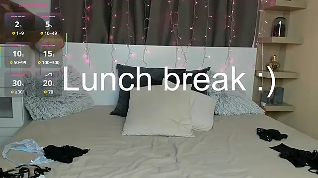 Stripchat Sex Cam for SashaSkyX