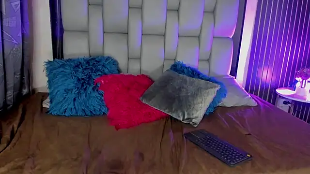 Stripchat Sex Cam for sophiieTaylor1