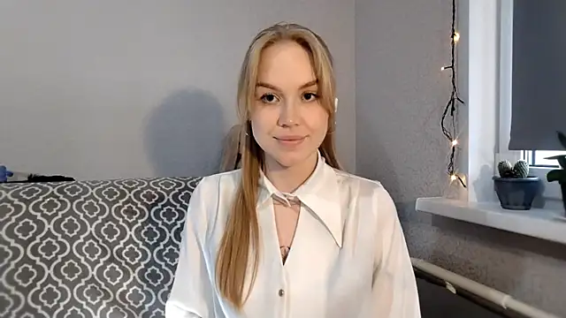 Stripchat Sex Cam for ShineyLuna