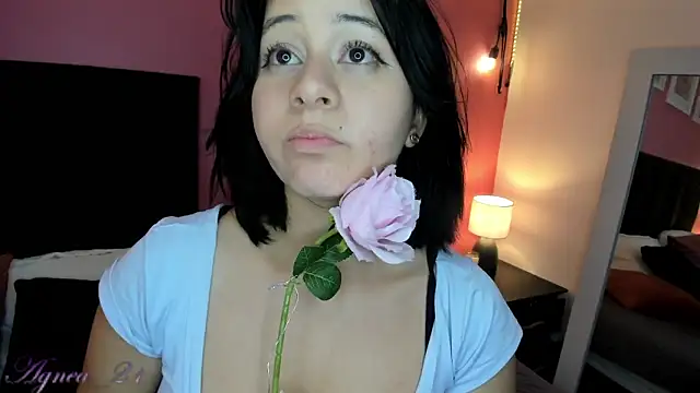 Stripchat Sex Cam for agnes_213
